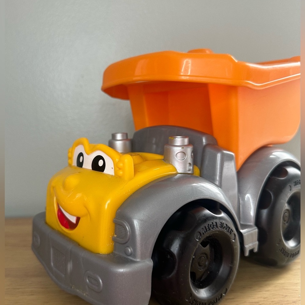 MEGA Bloks First Builders Dump Truck Toy Moveable Parts